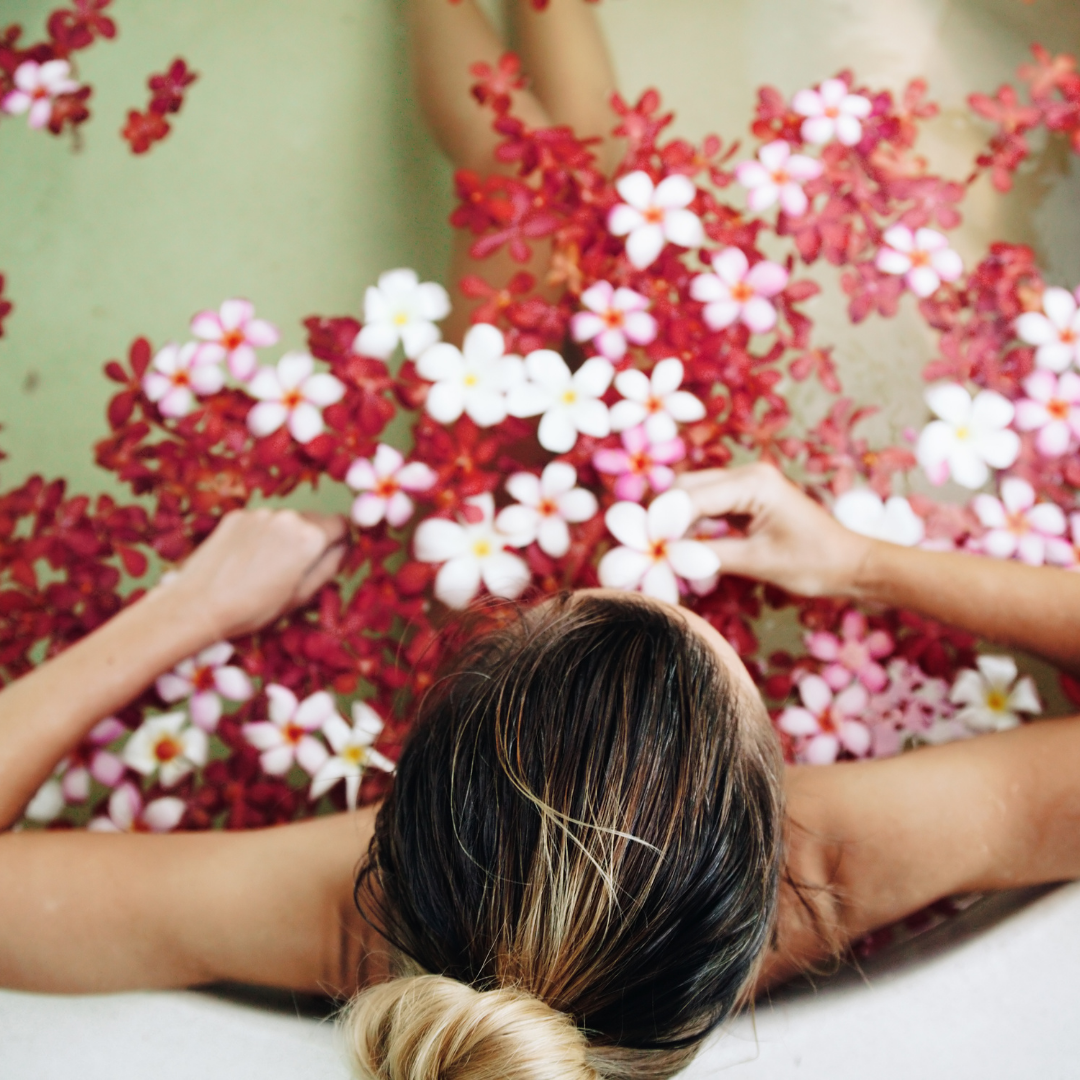 6 alternativas naturales para reducir los dolores menstruales